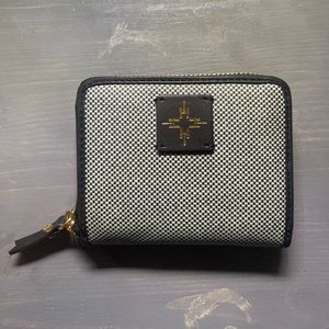 India Hicks small wallet